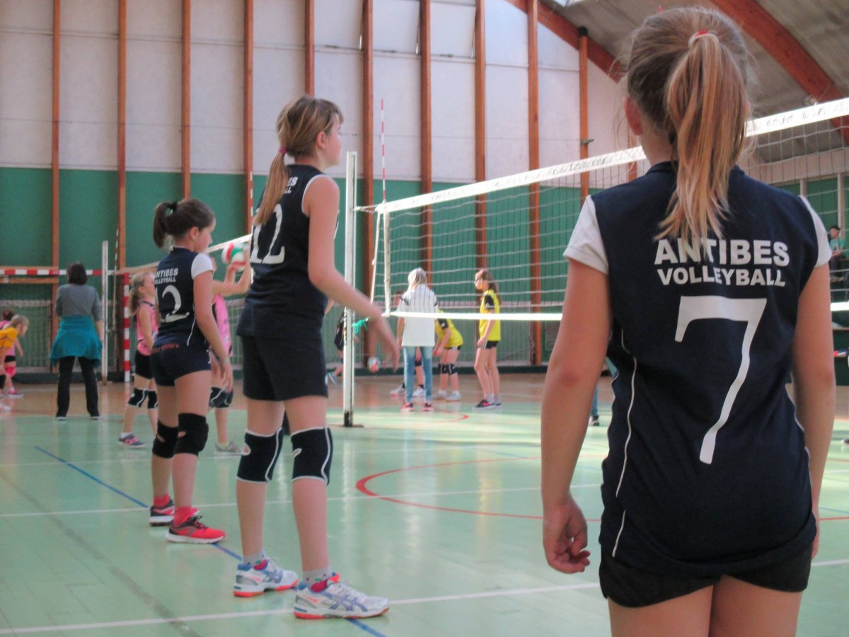 gal/saison 2015-2016/poussines_-_plateau/12819357_10154637430453272_2642742080890932962_o.jpg
